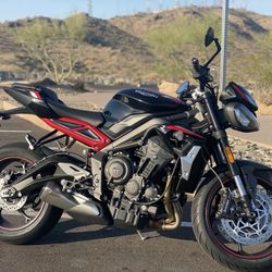 2020 Triumph Street Triple R