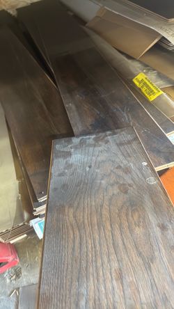 REAL ENGINEERED WOOD PLANKS