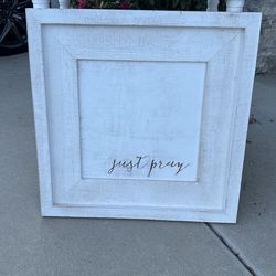 Pray Sign