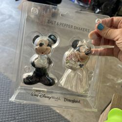 Wedding Mickey And Minnie Salt And Pepper Shakers