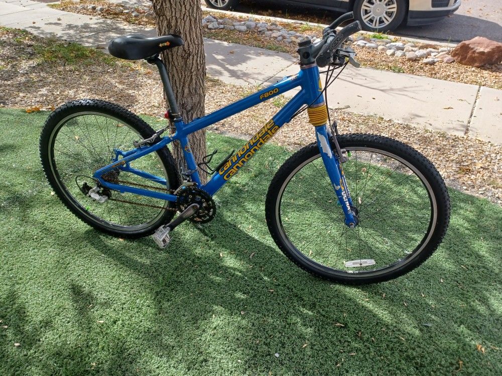 Cannondale Mountain Bike 