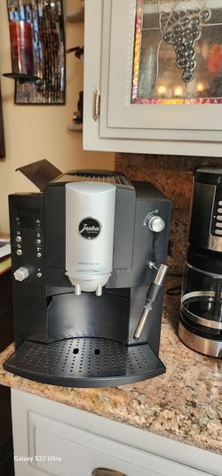 Jura8 Expresso Machine