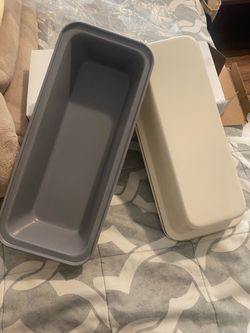 Baking tins