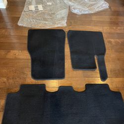 Tesla Model Y Carpet Mat OEM