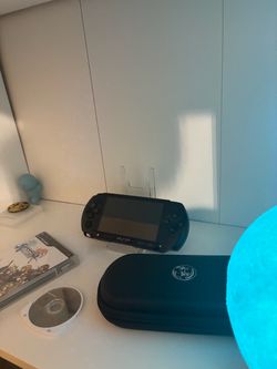 Sony PSP street with Case and final fantasy game cib
