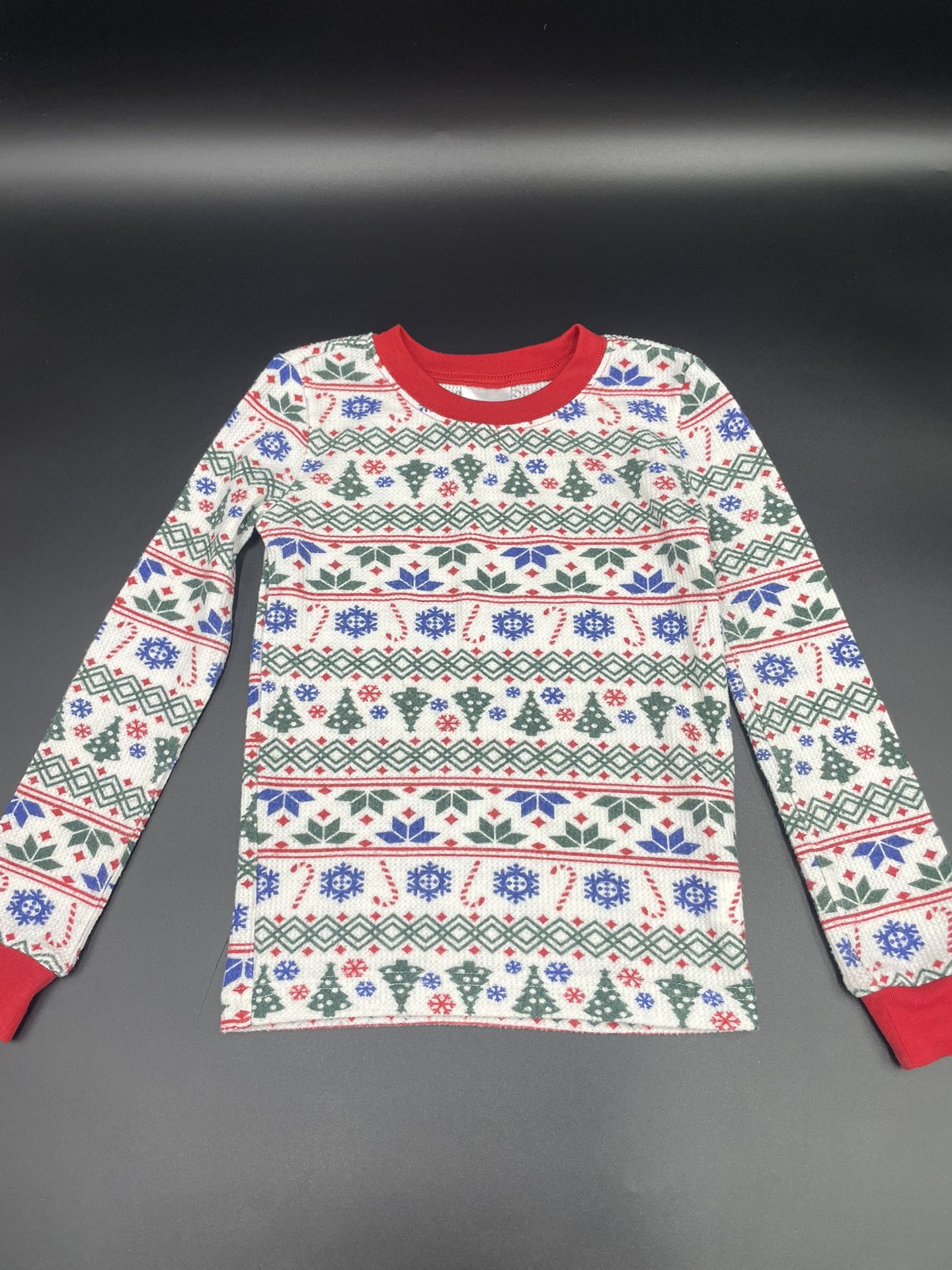 Nordstrom 4T sleepwear Christmas tree/snowflake pajama set