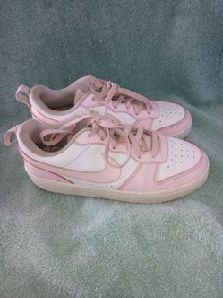 Bulk Nike Size  6.5Y