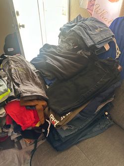 Free clothes ropa gratis