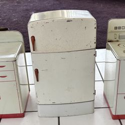 Kids Kitchen Tin Vintage 