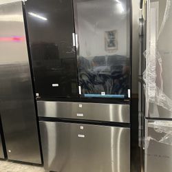 New Samsung Family Hub Stainless Refrigerator 