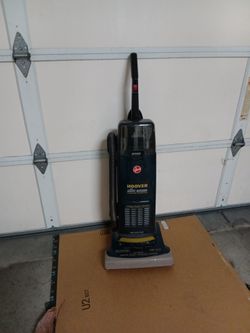 Hoover vacuum with all attachments