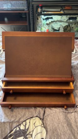 Wooden Drawing Stand