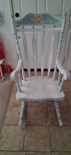 Antique vintage etched beautiful rocking chair