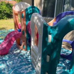 Little tikes 8 in 1 adjustable playground