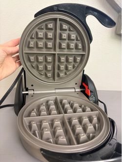 Presto Flip Belgium Waffle Maker