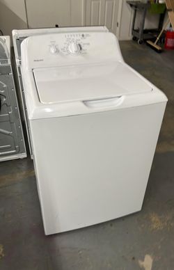 Hot Point Top Load Washer White Large Capacity
