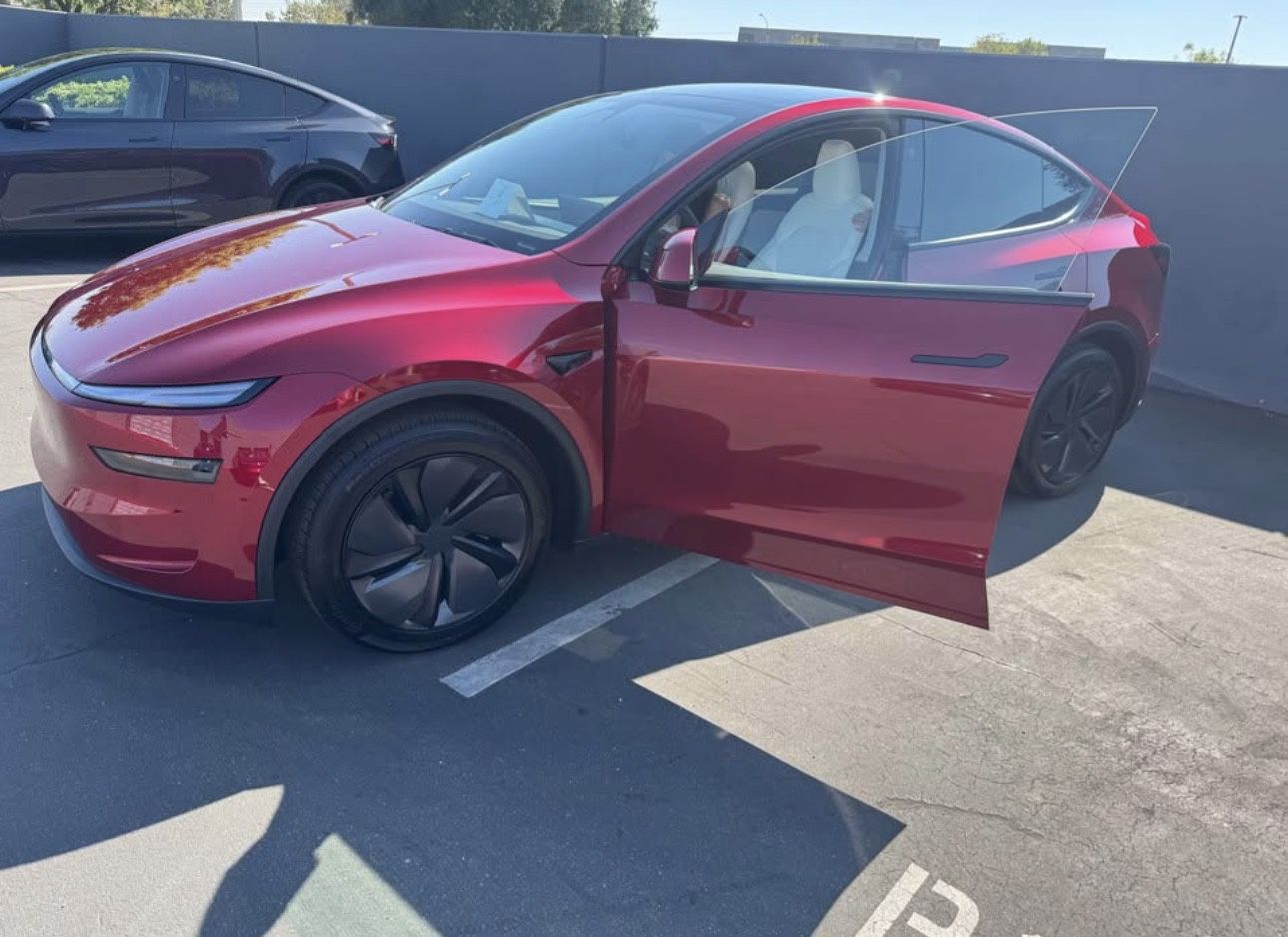 2026 Tesla Y Premium RWD 4600 Miles Almost Like New A Car