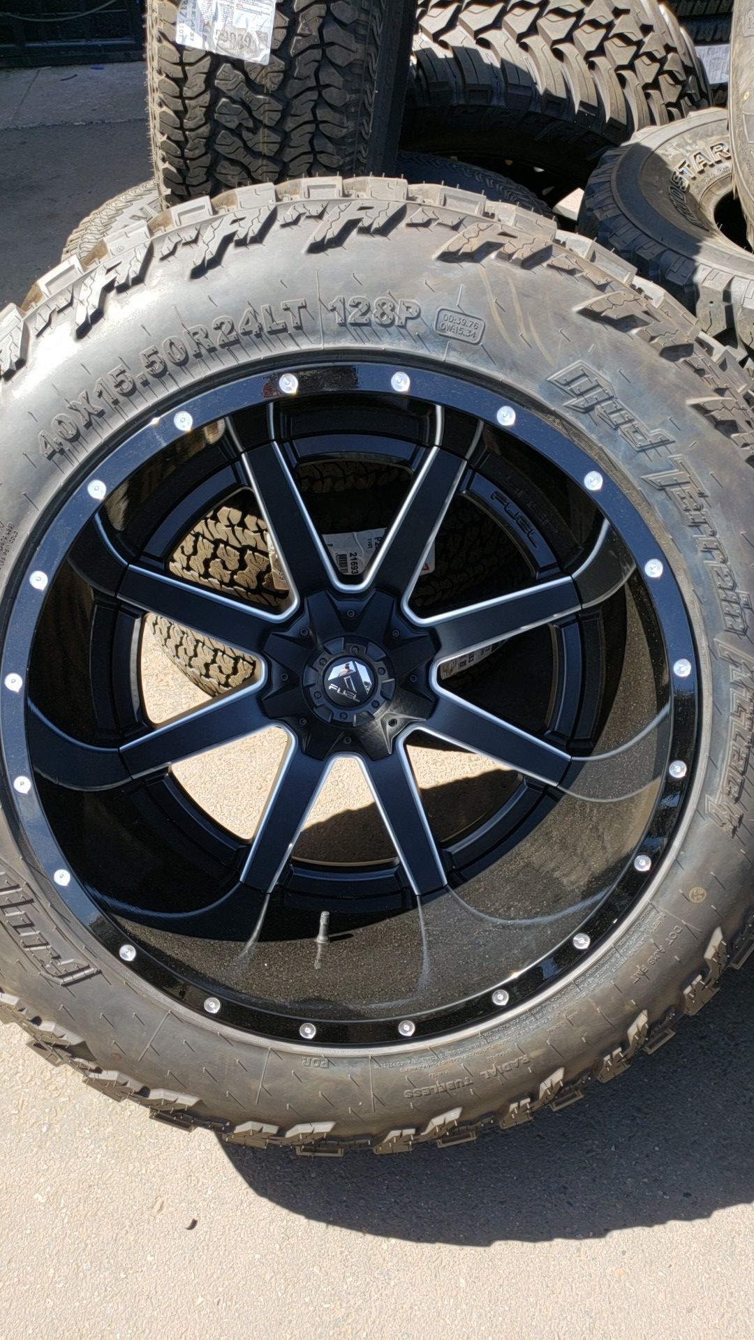 24x16 new fuel maverick wheels 40155024