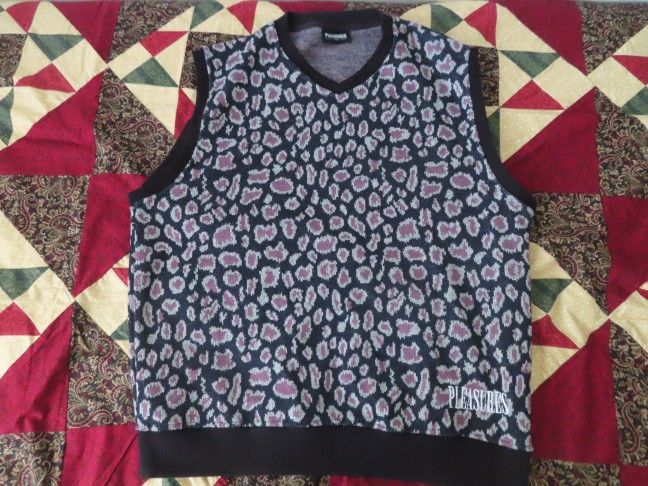 pleasures SURVIVAL SWEATER VEST XL