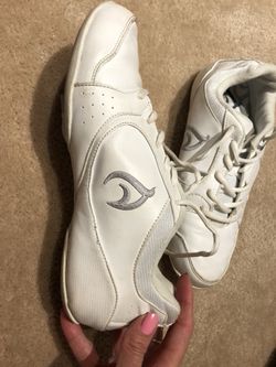 Axeus cheer deals shoes