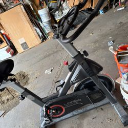 Lanos Stationary exercise bike
