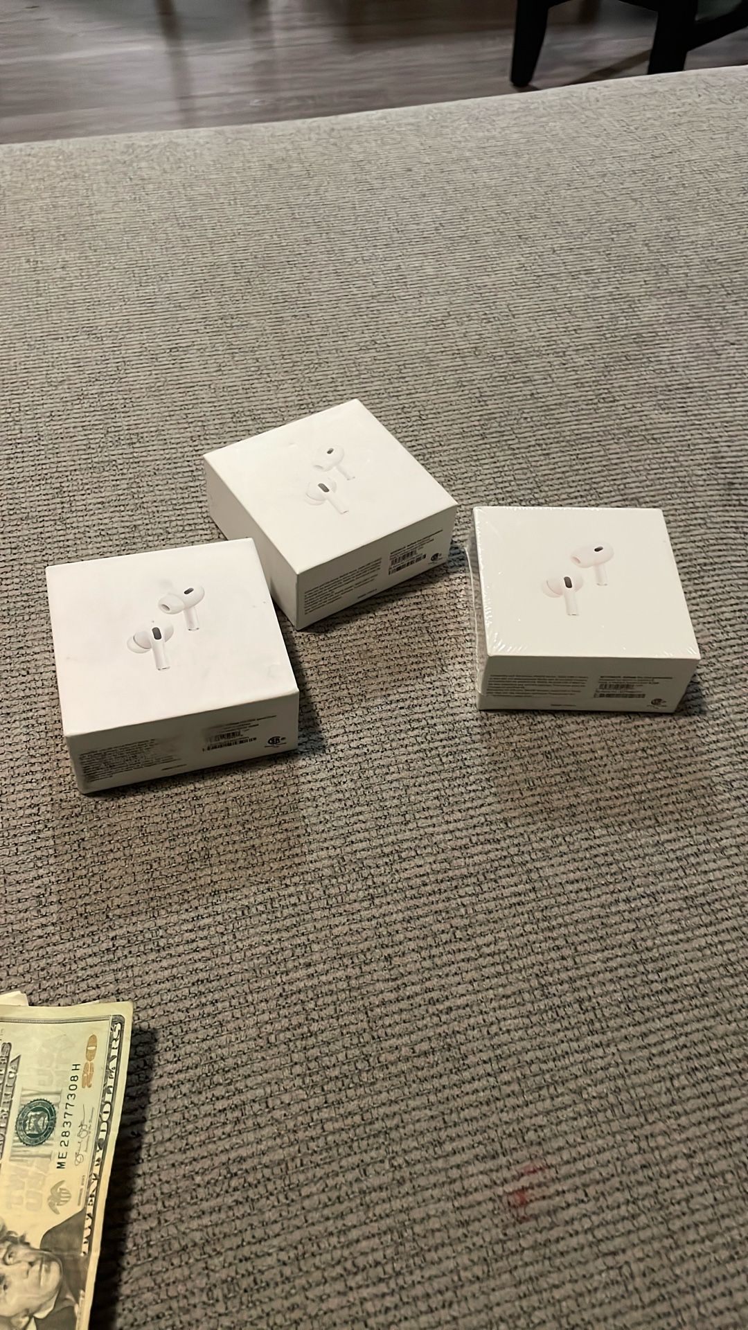 AirPod Pro 2s