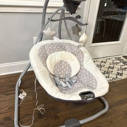 Graco Baby Swing