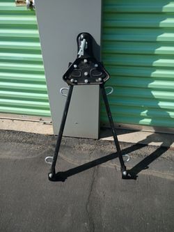 Tow Bar Black