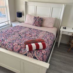 Queen Bed, Desk And End Table