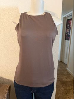 Women’s small top