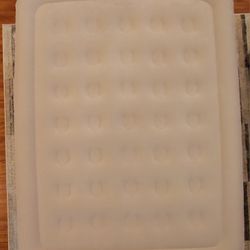 Queen Air Mattress with Built-in Pump