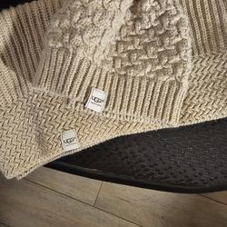 NEW UGG Knit Cable Beanie/Infinity Scarf Set-$50