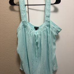 Torrid Tank. 2X 18-20