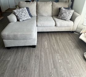 Light Gray 3-Seat Sofa – Good Condition – Smoke-Free Home