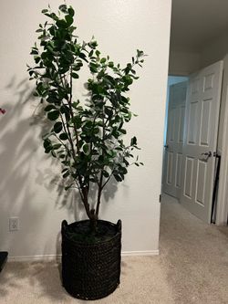 Fake artificial tree
