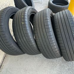 235 55 20  Michelin  Primacy Tour A/S  4 Used Tires 70% Life 