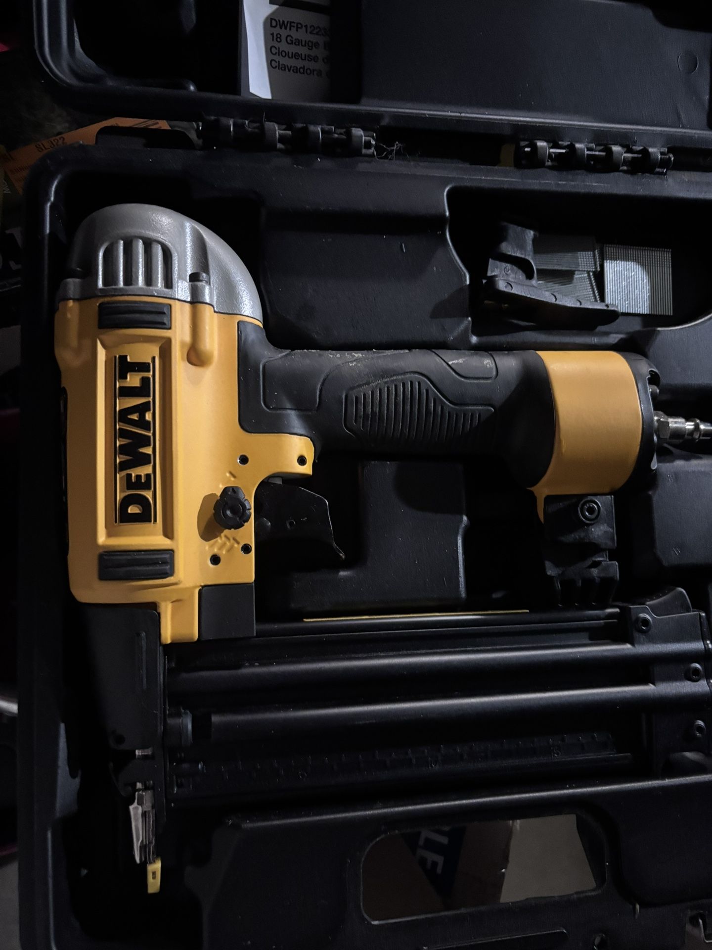 Dewalt 18 Gauge Finish