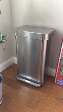 Simple Human Trash Can 45L