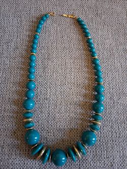 Vintage Teal Beaded Necklace