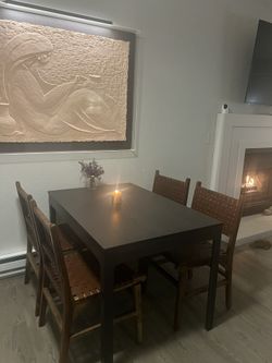 Extendable Dining Table (ONLY TABLE)