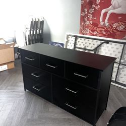 IKENO 7 Drawer Dresser