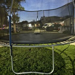 Trampoline 