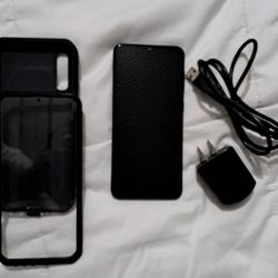 Samsung A50 Phone With Case