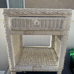 Wicker Night White Table 