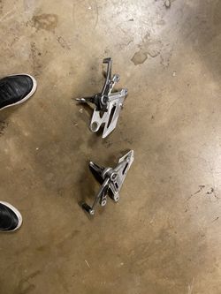 S1000r stock rearsets