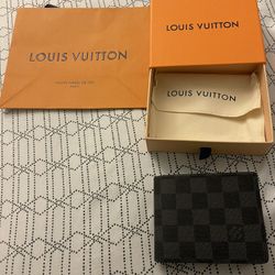 Louis Vuitton Damier wallet