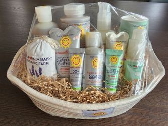 California Baby Gift Set Basket