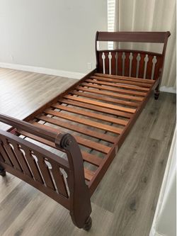 Twin bed frame solid wood