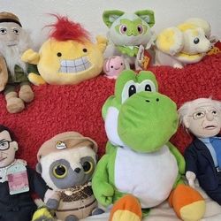 Nintendo Yoshi Backpack, Fling Smash & Pokémon Jazwares, Fidough 