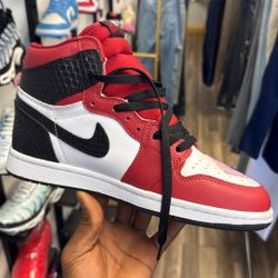 Jordan 1 Retro Size 8.5